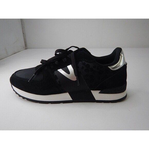 Tretorn Black and White Sneakers - Picture 3 of 7